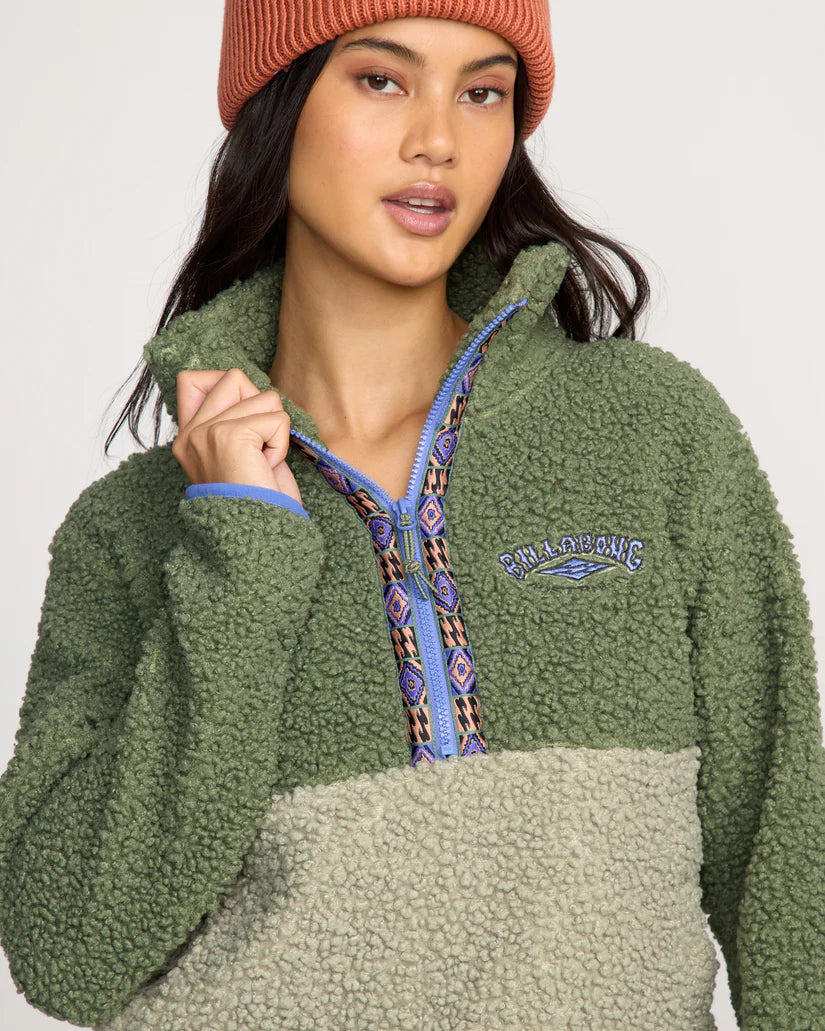 HORIZON MOCK NECK
