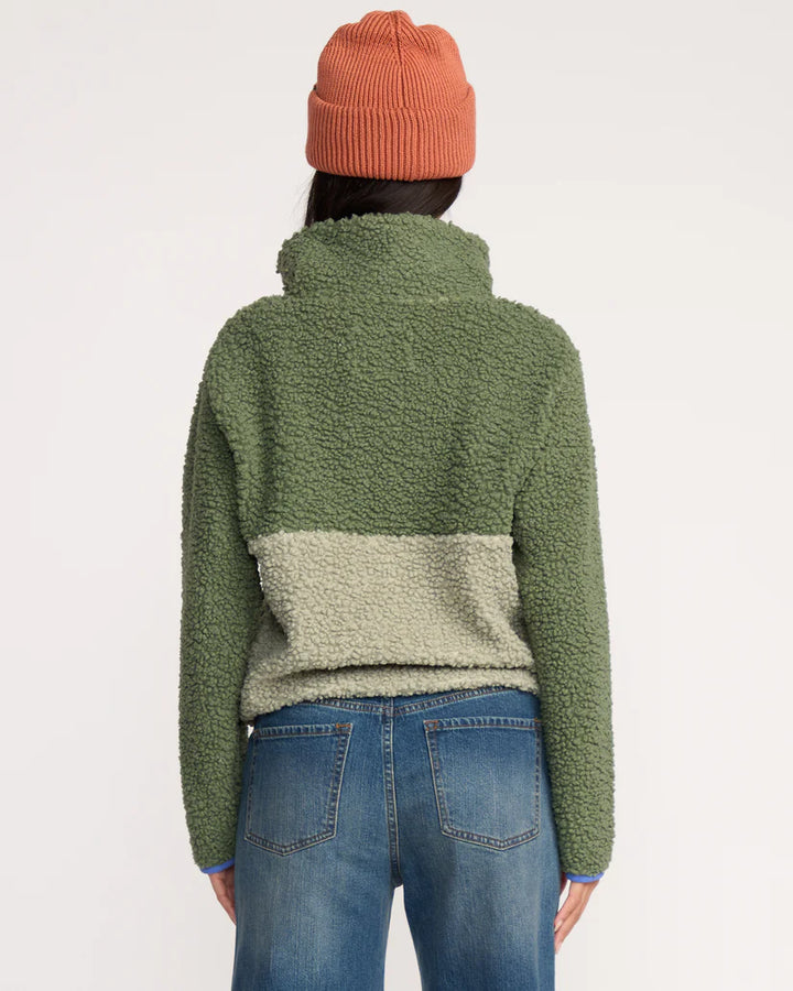 HORIZON MOCK NECK